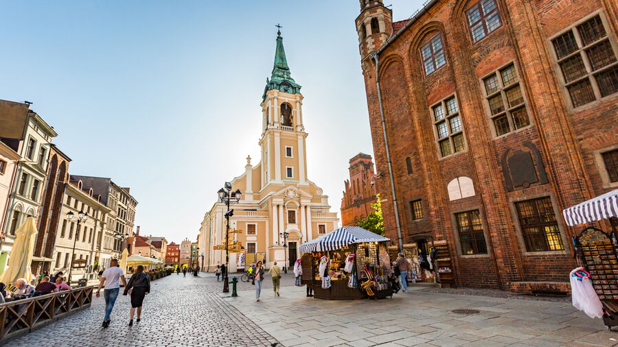 Du lịch Châu Âu tự túc - Du lịch Ba Lan tự túc - Church of the Holy Spirit, Toruń Du lịch Châu Âu tự túc - Du lịch Ba Lan tự túc - Church of the Holy Spirit, Toruń