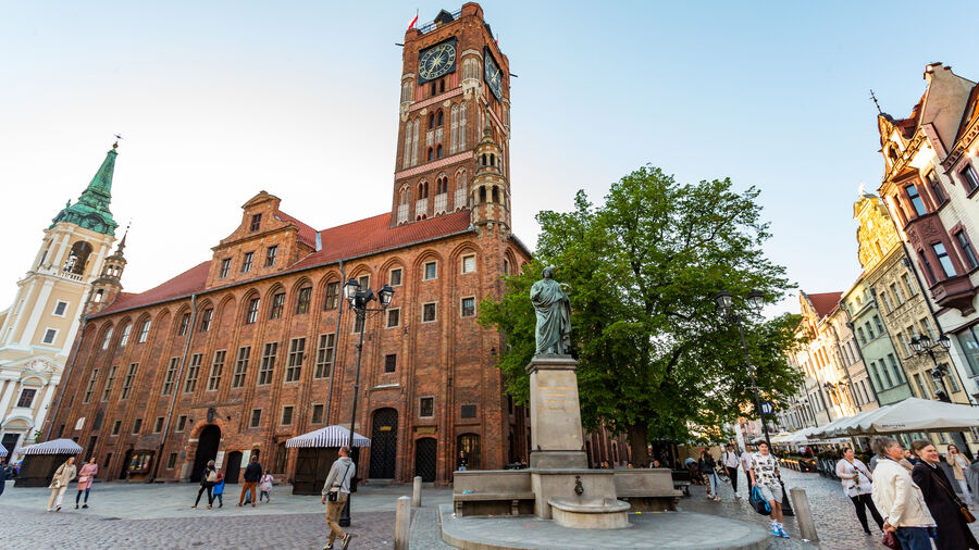 Du lịch Châu Âu tự túc - Du lịch Ba Lan tự túc - Old Town Hall, Toruń Du lịch Châu Âu tự túc - Du lịch Ba Lan tự túc - Old Town Hall, Toruń