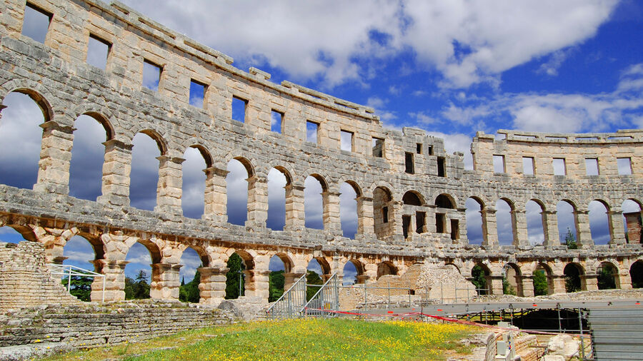 Du lịch Châu Âu tự túc - Du lịch Croatia tự túc - Pula Arena Interior, Pula Du lịch Châu Âu tự túc - Du lịch Croatia tự túc - Pula Arena Interior, Pula