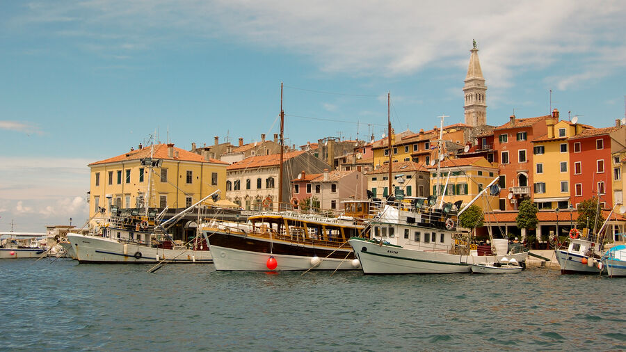 Du lịch Châu Âu tự túc - Du lịch Croatia tự túc - Rovinj Harbor Du lịch Châu Âu tự túc - Du lịch Croatia tự túc - Rovinj Harbor