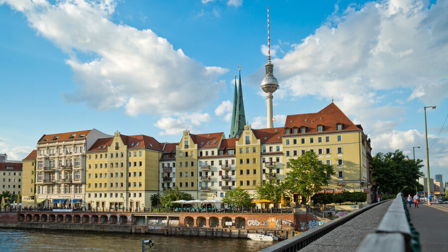 Du lịch Đức - Thành phố Berlin - Tháp truyền hình, Berlin